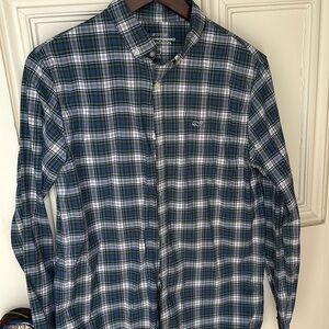 Vineyard Vines Boys Performancee plaid button down shirt